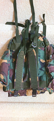 Camouflage military surplus - camouflage,