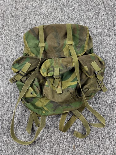 Military m81 combat field - us,