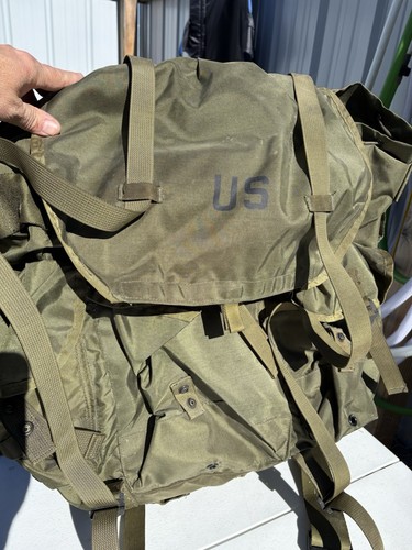 Iraq military field pack - military,